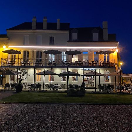 Chambre2 Face Au Donjon Pons Zewnętrze zdjęcie